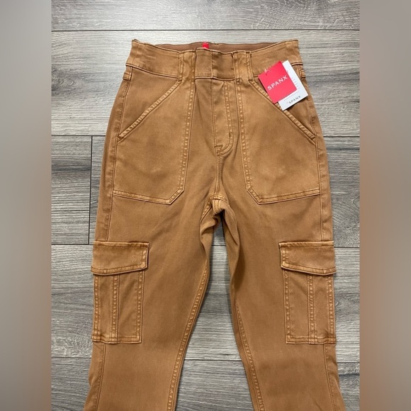NWT SPANX Stretch Twill Ankle‎ Cargo Pant in Honey Glow Sz S - Picture 4 of 12